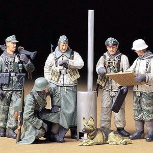 Tamiya, 35212, German Soldiers at Field Briefing,  Skala 1:35