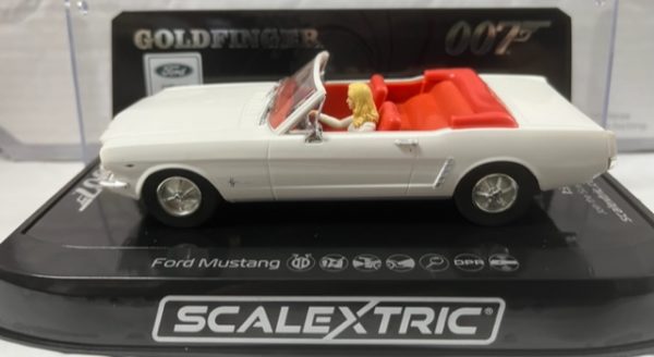 Scalextric, C4404, Ford Mustang, skala 1:32